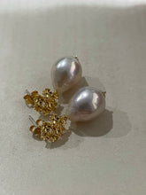Load image into Gallery viewer, Medium Ivory Pearls on Floral Bouquet Studs