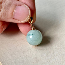 Load image into Gallery viewer, Floral Jade Earrings Pendant Set