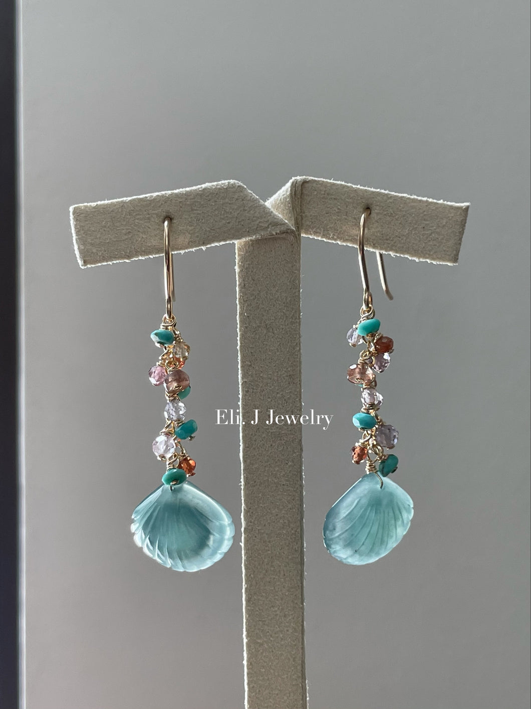 Jade Shells #6: Turquoise, Spinel