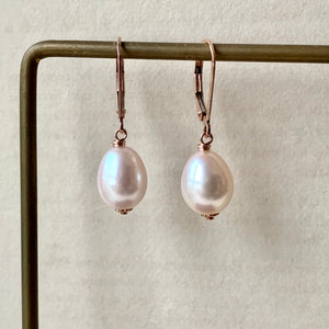 White (Pink Lustre) Freshwater Pearls 14kRGF
