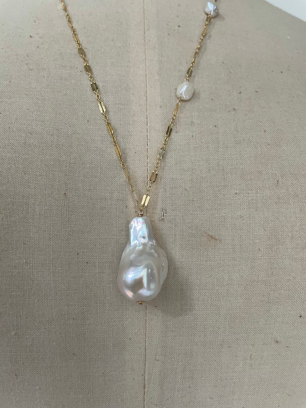 Ivory Baroque Pearl, Keshi Pearls on 14kGF Necklace