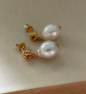 Ivory Pearls & Chinese Knots