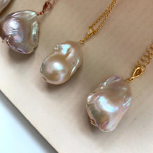 Load image into Gallery viewer, Baroque Pearl Necklaces