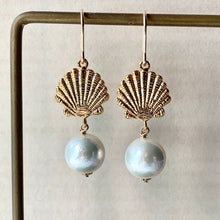 Load image into Gallery viewer, Mermaid Shells Round White Pearls