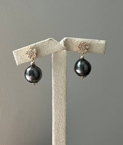 Black Tahitian Pearls on Daisy Studs