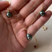 Load image into Gallery viewer, Classic Tahitian 3- Pearl Necklace 14kGF