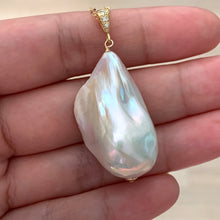 Load image into Gallery viewer, Baroque Pearl Necklaces