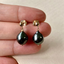 Load image into Gallery viewer, Classic Dark AAA Tahitian Baroque Pearls 14kGF