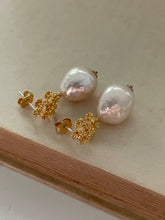 Load image into Gallery viewer, Rounded Pearls &amp; Bouquet Studs