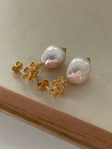 Rounded Pearls & Bouquet Studs