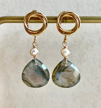 Load image into Gallery viewer, Labradorite &amp; Pearl Gold Earrings