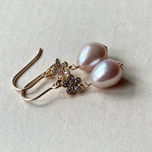 Load image into Gallery viewer, Blush Freshwater Pearls Gold Flower 14kGF