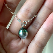 Load image into Gallery viewer, Silver-Peacock AA Tahitian Pearl 925 Silver Bracelet