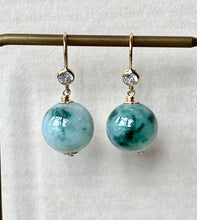Load image into Gallery viewer, Floral Jade Earrings Pendant Set