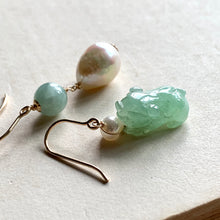 Load image into Gallery viewer, Apple-Green Jade Piggie &amp; Pearl 14kGF Earrings