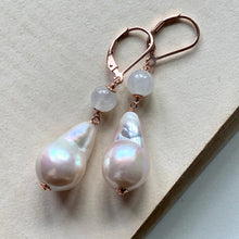 Load image into Gallery viewer, White Pearls Icy Jade 14kRGF