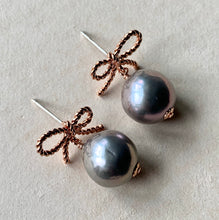 Load image into Gallery viewer, Rose Gold Ribbons &amp; Silver Pearls