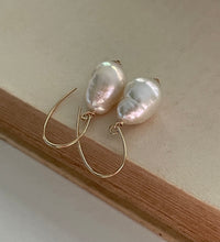 Load image into Gallery viewer, Ivory Pearls on Curved 14kGF Hooks