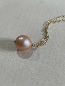 Plump Peach Edison Pearl 14kGF Necklace