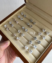 Load image into Gallery viewer, Ivory Keshi Pearl Earring Studs