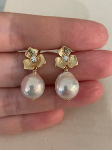 Ivory Rainbow Pearls on 3Petal Floral Studs