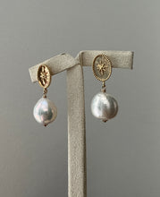 Load image into Gallery viewer, Ivory Freshwater Vintage Star Studs