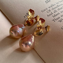 Load image into Gallery viewer, Unicorn Peach Edison on Gold Flowers