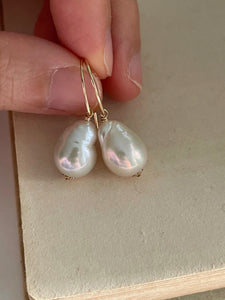 Ivory Pearls on Curved 14kGF Hooks