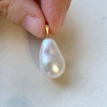 Load image into Gallery viewer, White Baroque Pearl Pendants 14kGF