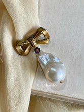 Load image into Gallery viewer, Beth: Vintage Brass Bow, Ivory Baroque Pearl Brooch
