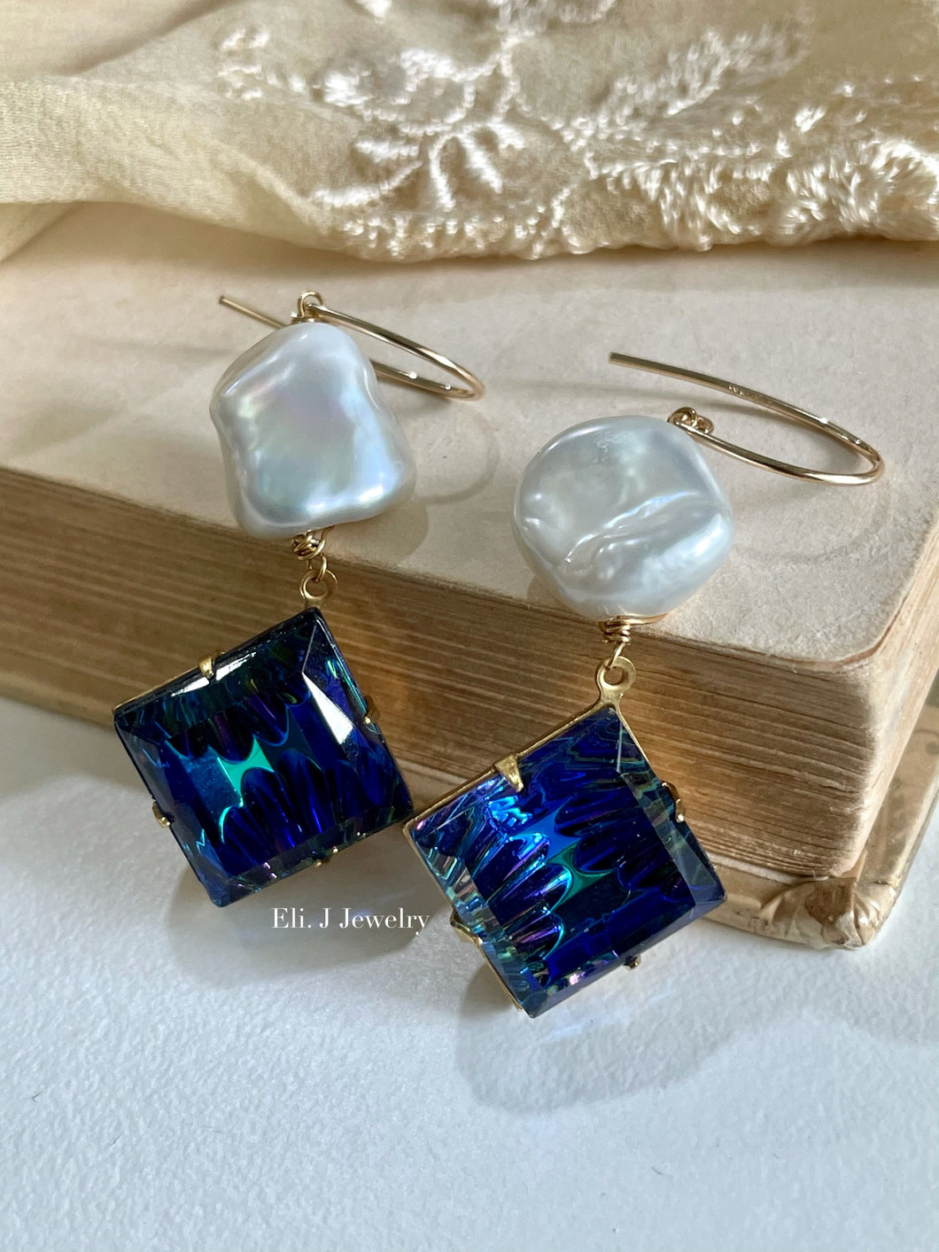 Carolyn: Vtg Rainbow Blue Glass & Ivory Keshi Pearl Earrings