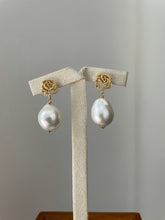 Load image into Gallery viewer, Ivory Baroque Pearls on Rose Studs