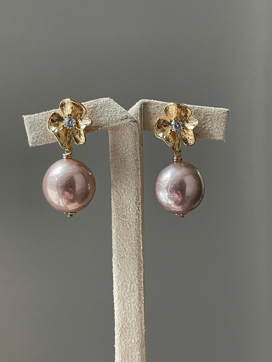 Large Peach Gold Edison Roundish Pearls on Elegant Floral Studs