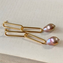 Load image into Gallery viewer, Pink Edison Pearls Statement Gold Link Earrings