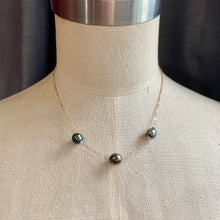 Load image into Gallery viewer, Trio Tahitian Pearl Necklace 14kGF