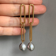 Load image into Gallery viewer, Silver Baroque Pearls on Starement Gold Links
