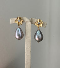 Load image into Gallery viewer, Large Silver Pearls on Floral Studs