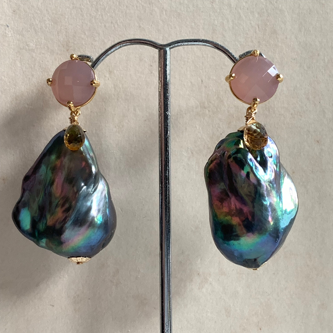 Peacock Baroque Pearls with Citrine