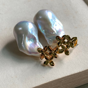 AAA Large White Baroque Pearls