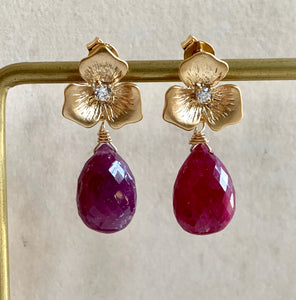 Rubies on Gold Flowers